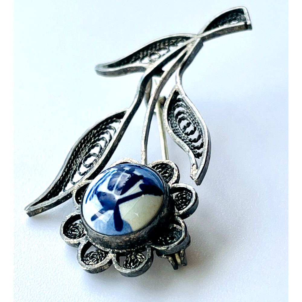 Vtg Blue White Delft Windmill Filigree Flower Brooch Dainty Pin C Clasp Signed - Picture 6 of 12